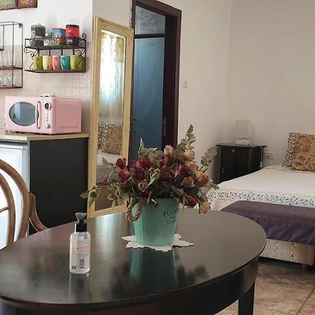 Martini Dead Sea Villa Neve Zohar Bagian luar foto